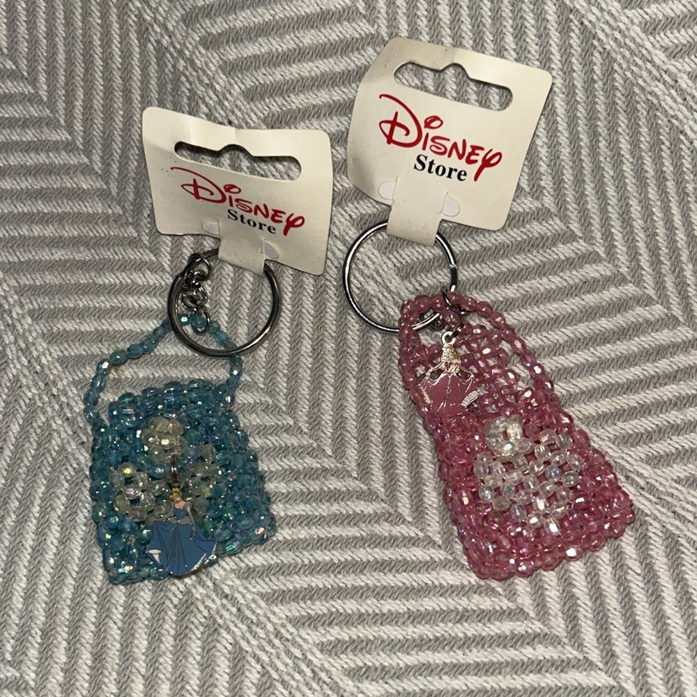 Disney Store Beaded Bag Keychain‎ With Charm sleeping Beauty Cinderella D1